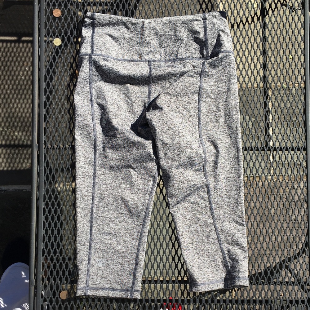 Victoria secret sport cropped leggings